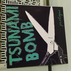 Tsunami Bomb never been played Prologue 7" vinyl